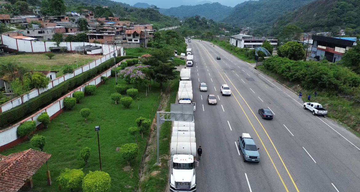 Gobierno Nacional entregó 970 metros de colectores mixtos para La Concordia en Táchira